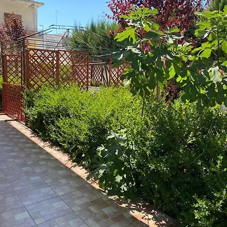 Garibaldi Apartman Leverano
